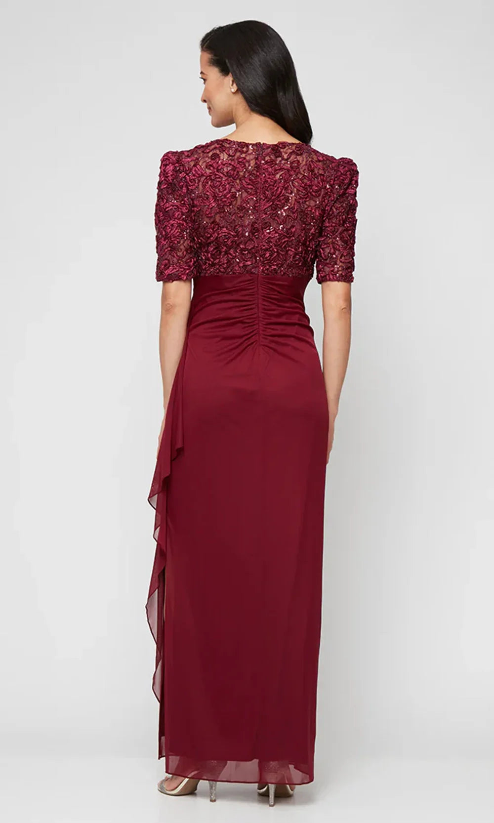 Alex Evenings 81122633 - Long Empire Waist V-Neck Evening Gown