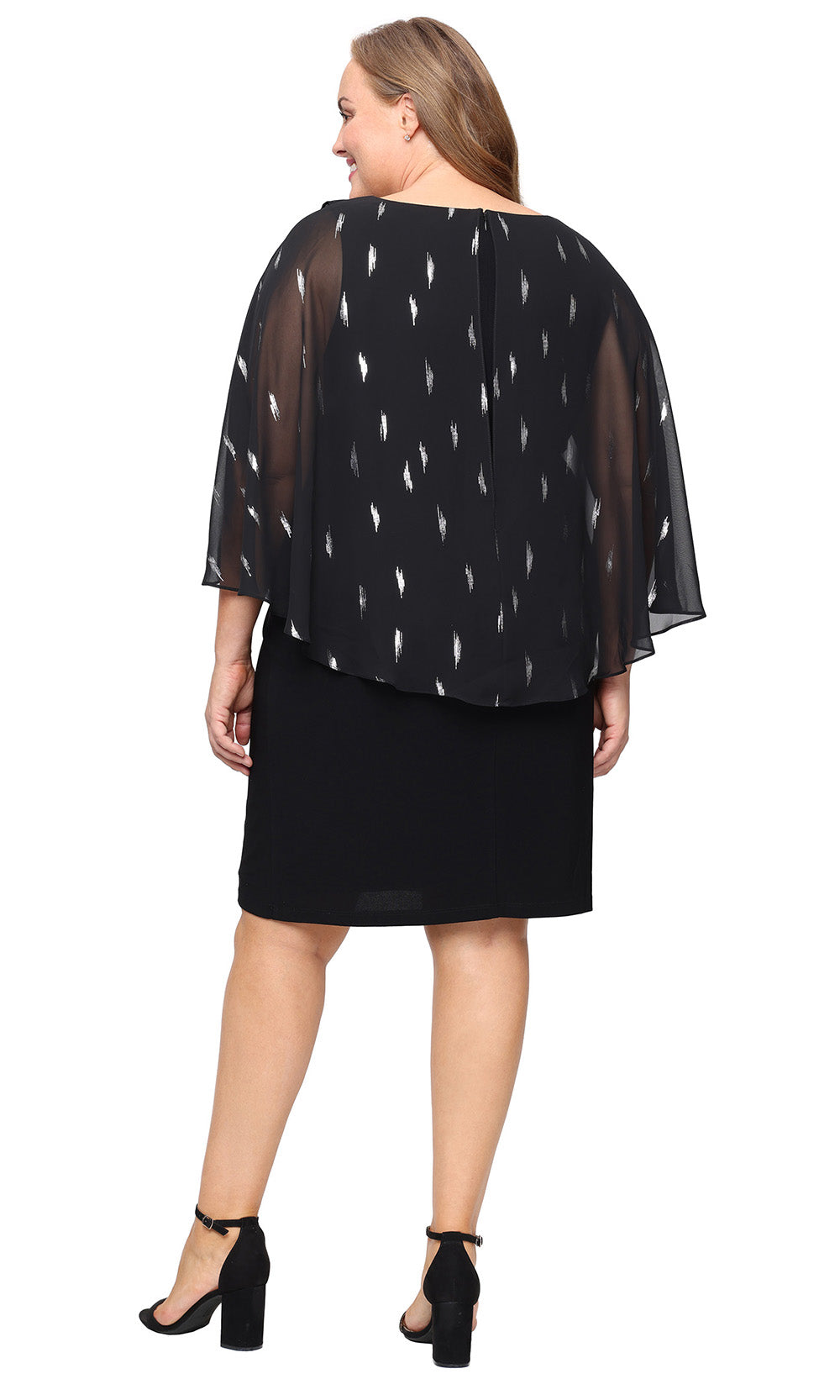 S.L. Fashions 9479502 - Scoop Neckline Fitted Formal Dress
