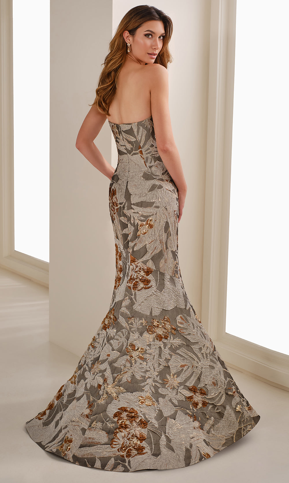 Ivonne D ID1405 - Sweetheart Brocade Mermaid Gown