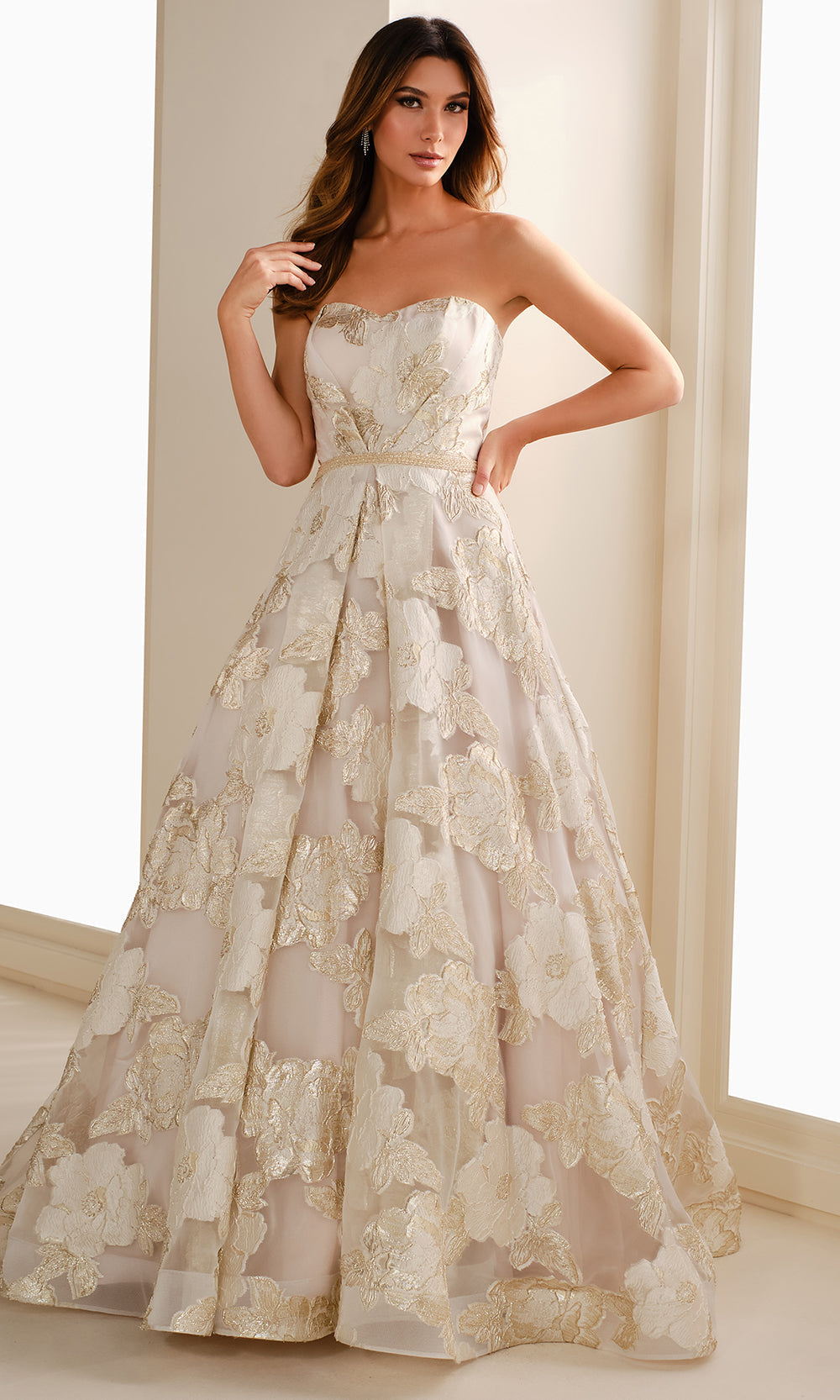 Ivonne D ID1410 - Strapless Sweetheart Brocade Formal Gown