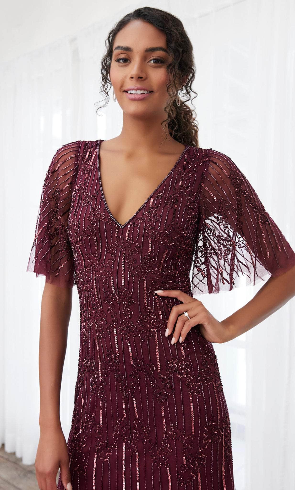 Adrianna Papell 40395 - V-Neck Beaded Gown