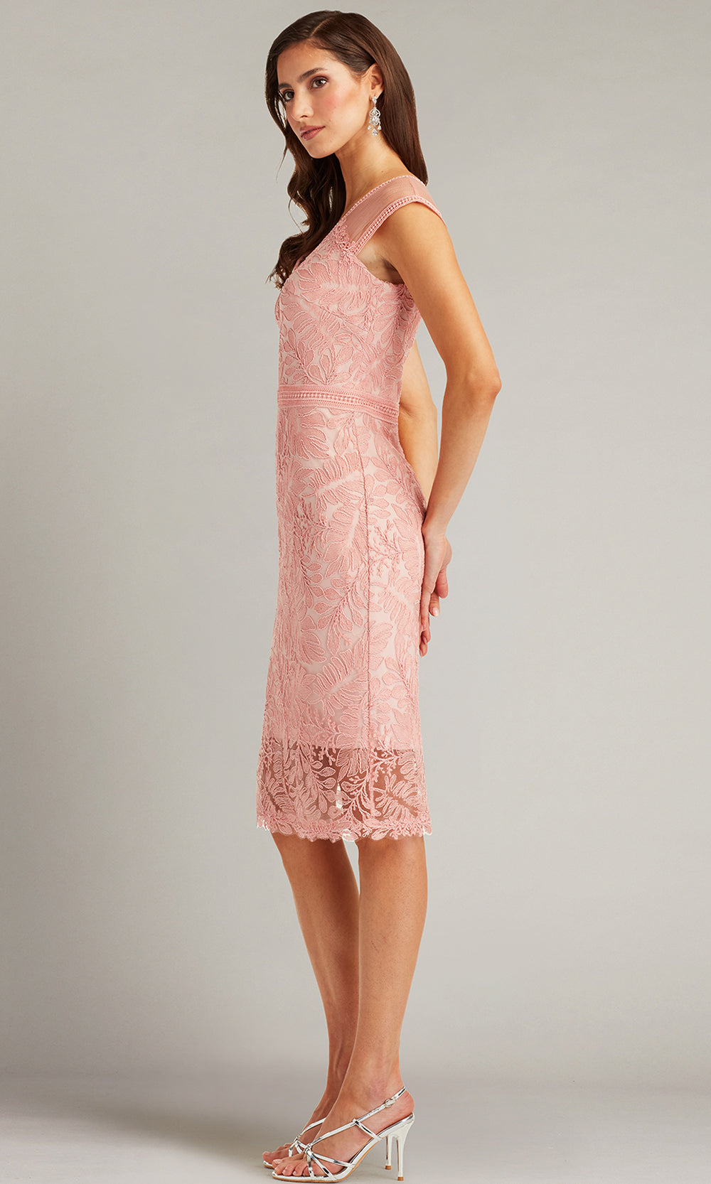 Tadashi Shoji CHU24350M - Evonne Embroidered Knee-Length Fitted Dress