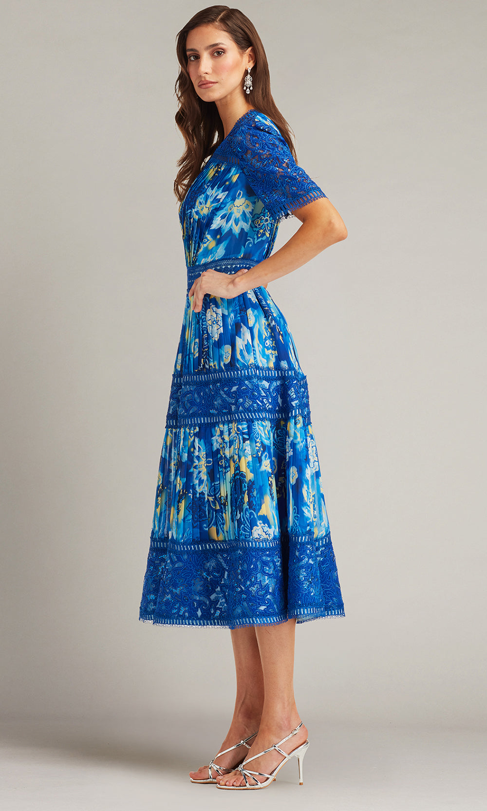 Tadashi Shoji CHQ25188MD - Elu Floral Print Midi A-line Dress