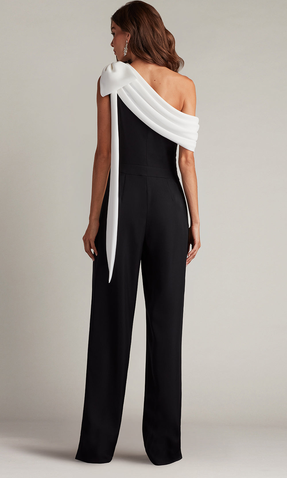 Tadashi Shoji BOS18371Y - Sancia Bow-Shoulder Asymmetric Jumpsuit